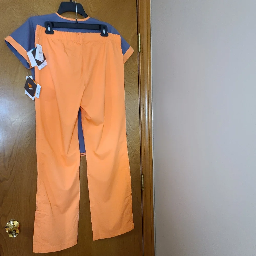 Brand New Orange and Gray NRG by Barco 2-Pc Matching Scrubs Set - Picture 8 of 16